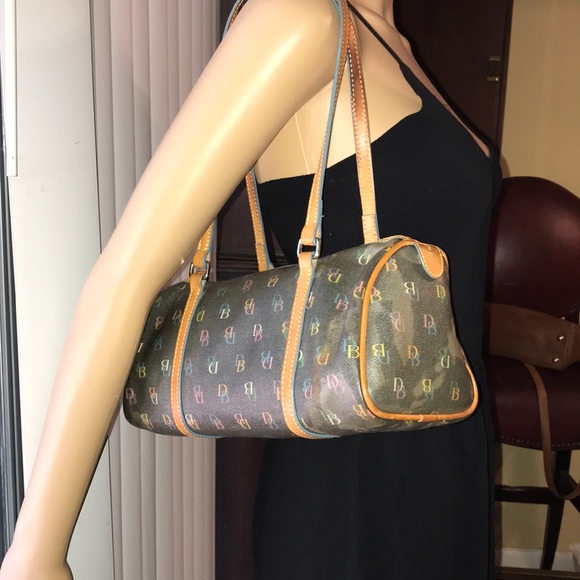 DOONEY & BOURKE - Picture 3 of 14